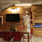 Bertuzzi Homes Apartament *